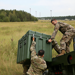 Estuche de Transporte para Equipos QBT-HKX, Color Verde, Rotomoldeado, Impermeable, Personalizable OEM/ODM, IP67, Resistente a Golpes y al Polvo - Product Image 1