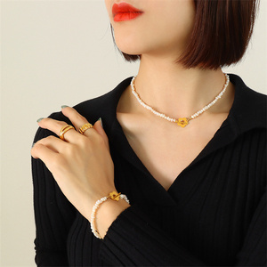 Collana di <span class=keywords><strong>perle</strong></span> d'acqua dolce barocca in acciaio inossidabile placcato oro all'ingrosso per ragazze - Product Image 2