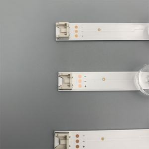 Bande LED rétroéclairée en aluminium HX-221 pour réparation de téléviseur 32'' Modèle 3V POLA2.0 Longueur 590mm Indice de protection IP33 Garantie 3 ans - Product Image 4