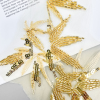 Applique florale perlée faite à la main, broderie de sequins dorés, patch en dentelle pour robe de mariée et accessoires vestimentaires