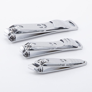 Stainless Steel Nail Clippers 15 Mm Flat Shape For Finger Home Use Smiley Face Design - Product Image 1