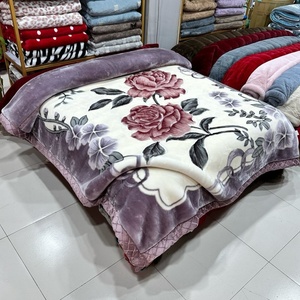 Korean Style Double Size Blanket Warm <strong>Knitted</strong> Soft Fleece <strong>Throw</strong> with Rose Print Adult Blanket for Bed Raschel Mink Blankets - Product Image 4
