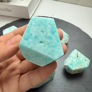 Ornement en héminormite naturelle sculptée à la main de haute qualité, forme libre, pour la guérison et la décoration, vente en gros - Product Image 2