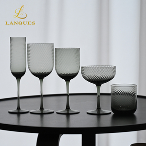 Verres à vin en cristal sans plomb Lanques, design ondulé, pour <span class=keywords><strong>Chardonnay</strong></span> et Bordeaux, ensemble <span class=keywords><strong>de</strong></span> verres à vin <span class=keywords><strong>de</strong></span> conception européenne pour la maison et la restauration <span class=keywords><strong>de</strong></span> mariage - Product Image 5