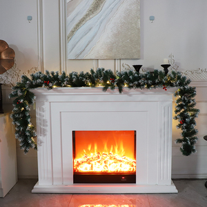 Guirlande de Noël en PVC blanc vert pointu avec pommes de pin et baies rouges, décoration intérieure pour salon - Product Image 2