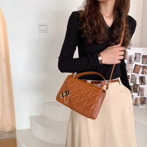 Femmes automne hiver nouveau <span class=keywords><strong>2023</strong></span> femme littéraire unique sac à bandoulière minorité conception bandoulière tendance femmes sac Bolsos - Product Image 2