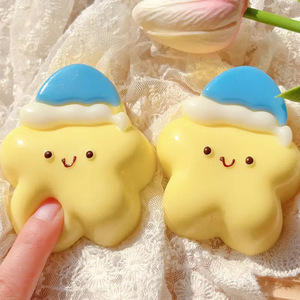 CHENXI Juguete Antiestrés de TPR con Forma de Estrella Amarilla Cremosa, Suave y Creativo para Apretar - Product Image 3