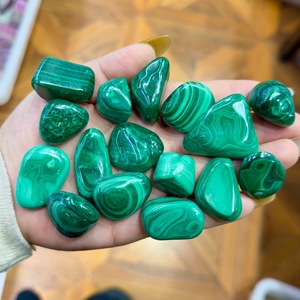 Bán buôn Chất lượng cao tự nhiên đánh bóng màu xanh lá cây Malachite số lượng lớn giảm đá để chữa bệnh trang trí nội thất - Product Image 1