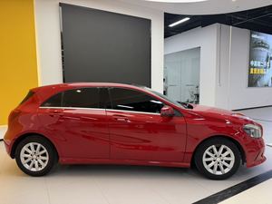 Mercedes-Benz A180 W176 5 portes, essence, conduite à gauche, <span class=keywords><strong>import</strong></span>ée d'<span class=keywords><strong>Allemagne</strong></span>, 5 places, occasion, modèle 2016, pour l'exportation - Product Image 4