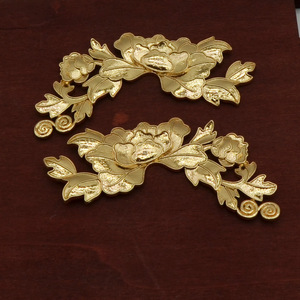Pendentif fleur de pivoine plaqué cuivre pur, pour coiffure Hanfu, accessoire de cheveux de mariage, design feuilles et branches - Product Image 2