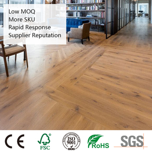 Pavimento <span class=keywords><strong>in</strong></span> Legno Anti-Sbiadimento <span class=keywords><strong>Rovere</strong></span> Spazzolato Grado ABC a Listelli Ingegnerizzati per Corridoi Esterni (Coperti) - Product Image 1