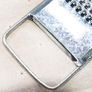 Coupe-légumes multifonctionnel, éplucheur et râpe pour plaques en fer ; vente en gros auprès des fabricants de petites productions. - Product Image 2