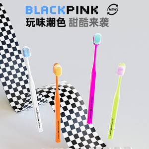Brosse à dents manuelle à tête large à 65 trous pour adultes, poils fins et doux, couleur bonbon, pack familial - Product Image 3