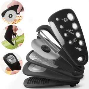 Kit d'outils de préparation culinaire multi-usages 10 en 1, mini et portable : râpe à <span class=keywords><strong>fromage</strong></span>, râpe à ail, éplucheur de fruits, coupe-pizza, ouvre-bouteille - Product Image 2