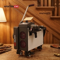 Machine de nettoyage au laser pulsé portable pour la rénovation de meubles en bois, l'élimination des graffitis et le lavage de statues en marbre