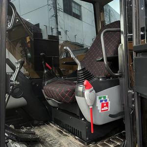 Mini pelleteuse sur chenilles Komatsu PC70 d'occasion du Japon, 7 tonnes avec moteur, boîte de vitesses, pompe et engrenage pour usage agricole, certifiée EPA - Product Image 4