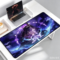 Tapis de souris de jeu anime personnalisé imprimé avec fond en caoutchouc antidérapant et surface en tissu lisse, tapis de table e-sport en stock, vente en gros OEM