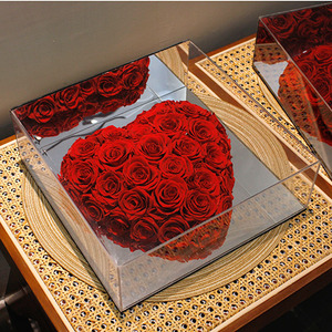 Boîte en acrylique en forme de cœur en gros, roses éternelles immortelles conservées pour la fête des mères, la <span class=keywords><strong>Saint</strong></span>-<span class=keywords><strong>Valentin</strong></span>, la <span class=keywords><strong>Saint</strong></span>-<span class=keywords><strong>Valentin</strong></span> - Product Image 4