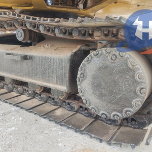 Escavatore cingolato Komatsu PC200 usato con alta efficienza 20 Ton peso operativo in migliori condizioni per la vendita - Product Image 3