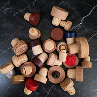 Bouchon en liège en forme de T pour bouteilles de whisky, de vin et de vin de fruits. Couvercle en bois de chêne massif naturel, couleur bois rustique.