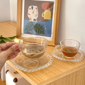 Bicchieri a forma di cuore set di tazze e piatti da caffè bicchiere da caffè bere caffè tazza da tè e piattini per tè pomeridiano set da <span class=keywords><strong>latte</strong></span> - Product Image 4