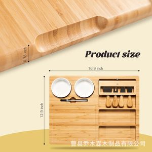 Tabla de quesos de madera con compartimentos para utensilios, ideal para fiestas en la cocina - Product Image 4