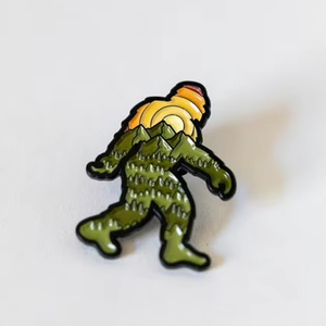 Sasquatcher Bigfoot fabrication <span class=keywords><strong>en</strong></span> gros motif de <span class=keywords><strong>montagne</strong></span> épinglettes <span class=keywords><strong>en</strong></span> métal personnalisé mode dur doux émail broche pour vêtements - Product Image 4