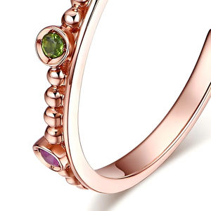 Bague unisexe en or rose 18 carats de style classique avec incrustation de diopside et de rubis, certifiée NGTC, VM.Jewelry - Product Image 2