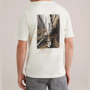 T-shirt graphique en coton élégant pour homme, manches courtes, col rond, coupe classique, design imprimé, vêtements de mode streetwear - Product Image 2