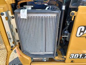 Mini pelle d'occasion importée chat 301.7 d'occasion chenille 301 d'occasion 1.7 tonne cat301.7 bas prix à vendre - Product Image 5