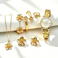 Coffret cadeau montre femme avec cadran 30 mm, montre ornée de strass, bracelet fleuri, collier, bague et boucles d'oreilles