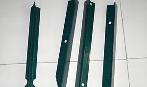 American Steel 6 Feet Galvanized <strong>T</strong> Post Green Studded Garden <strong>Trellis</strong> for Farm Fencing Border Easily Assembled Nature Driveway - Product Image 3