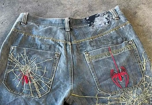Short en <span class=keywords><strong>jean</strong></span> d'été délavé à l'acide pour homme personnalisé Vintage Mid Y2K Streetwear brodé Punk Tendances fermeture à glissière braguette Hip Hop - Product Image 2
