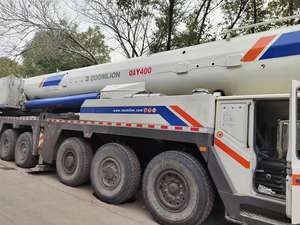 Grue tout-terrain mobile Zoomlion Qay400 400T d'occasion à haute efficacité, grue hydraulique à roues motrices, machine tracteur à vendre en Chine - Product Image 3