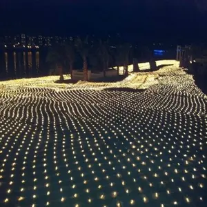 Großhandel LED rot und grün Große Weihnachts dreieck Netz leuchten für die Dekoration der Decke