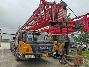 Grue sur camion Sany 25T d'occasion avec flèche rouge de 60 m de hauteur de levage maximale, performances stables pour les chantiers de construction - Product Image 1