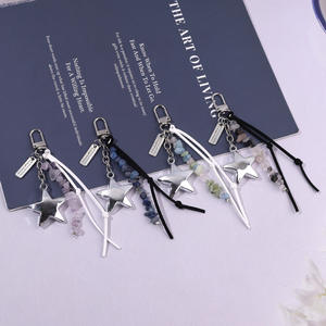 Porte-clés en argent avec étoile, style gravier tendance, avec accessoires en cuir coloré, charme pour sac à main, design à pompon tendance - Product Image 1
