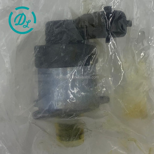 วาล์วควบคุมการจ่ายน้ำมันเชื้อเพลิง EexcavaStart รุ่น 0928400742 สำหรับ SK130-8 SK140-8 D04FR-แทนที่ 1465ZS0023 32G61-07080 - Product Image 4