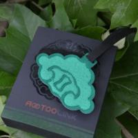 Nouvelle arrivée Diffuseur de parfum en cuir synthétique de luxe pour voiture, Pendentif de parfum de voiture en cuir PVC en gros pour armoires de rangement