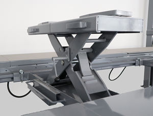 Pont élévateur hydraulique pour <span class=keywords><strong>garage</strong></span> à quatre poteaux de grande capacité 4 tonnes Leader L440E avec tension 110V-380V Garantie de 24 mois - Product Image 3