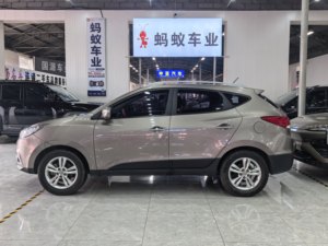 ปักกิ่ง2.0L IX35อัตโนมัติ2WD รุ่นยอดเยี่ยมเป็นสินค้าขายดีในประเทศจีนและเป็นตัวเลือกรถยนต์มือสองที่ยอดเยี่ยมสำหรับแอฟริกา - Product Image 4