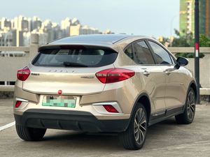 Geely Emgrand <span class=keywords><strong>GSe</strong></span> <span class=keywords><strong>500</strong></span> d'occasion 2020, SUV électrique 400 km d'autonomie, 163 CV, batterie 53 kWh, charge rapide 0,5h, idéal pour les familles en Afrique - Product Image 3