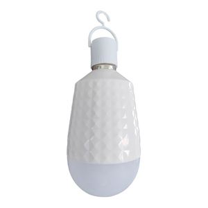 Ampoules LED E27 d'extérieur avec source lumineuse SMD, alimentation solaire et d'urgence pour le camping et les activités de plein air, fonctionnant sur batterie - Product Image 1