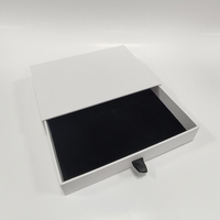 Boîte cadeau avec doublure en velours noir, fermeture à languette, logo personnalisé, emballage de luxe pour bijoux, montres, articles de première qualité