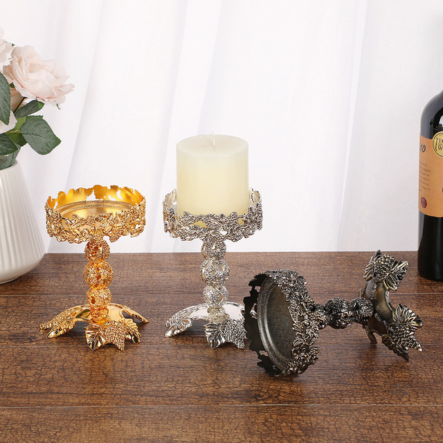 Light Luxury Nordic Style Vintage Metal Candle Zinc Alloy Electroplated Wedding Props Craft Decoration Wedding Candle Holder
