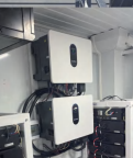อินเวอร์เตอร์พลังงานแสงอาทิตย์ไฮบริด Swatten 15kW ได้รับการรับรองจาก TUV รุ่น SiH-15kW-TH <4ms ระบบออฟกริด น้ำหนัก 36.5 กก. ระบายความร้อนด้วยอากาศธรรมชาติ - Product Image 1