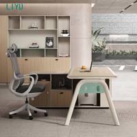 Bureau de direction intelligent LIYU avec finition bois, multiprise intégrée et station de charge USB