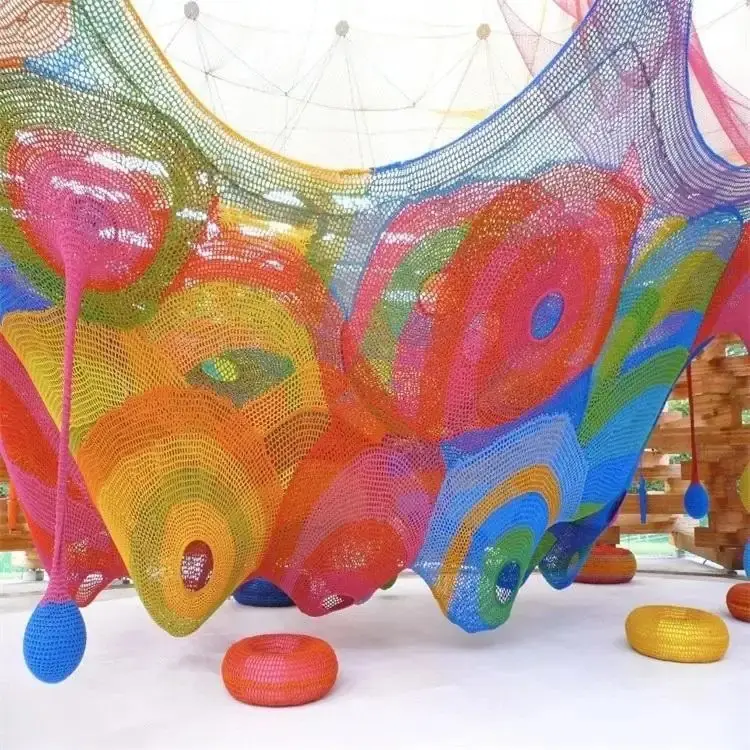 เชือกสำหรับปีนเขาสีรุ้งอุปกรณ์สำหรับสวนสนุกสำหรับเด็กในร่มและกลางแจ้งกิจกรรมทางกายสำหรับเด็ก