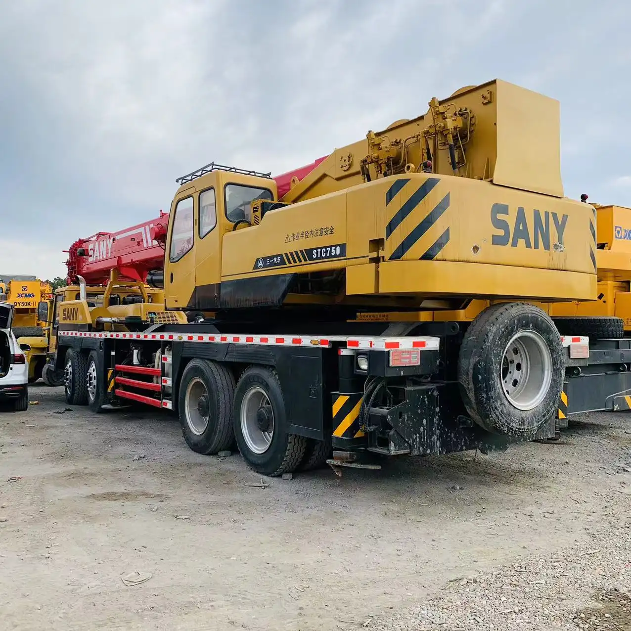 La Cina ha usato la gru del camion 75 tonnellate di gru idraulica mobile sany STC750 per la vendita nel cantiere di shanghai