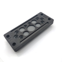 Plaque de passage de câbles multi-prises en plastique sans halogène SVLEC KDP/N 24/11 IP65, à connexion rapide, ignifuge UL94 V0, noire